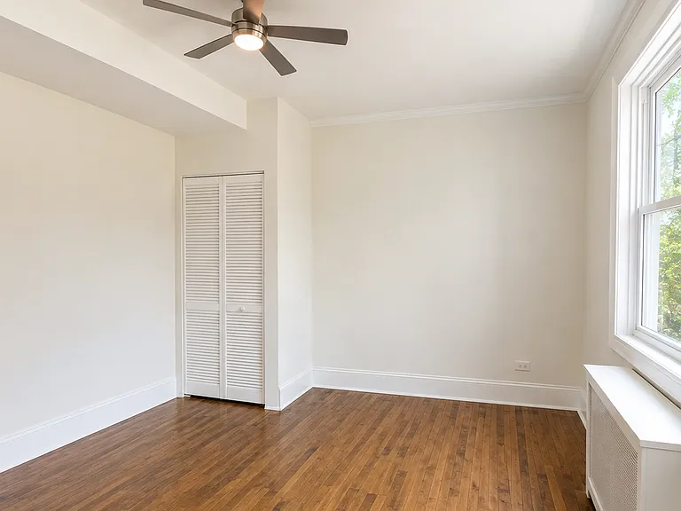 4838 N Claremont Ave #2 — Photo 8