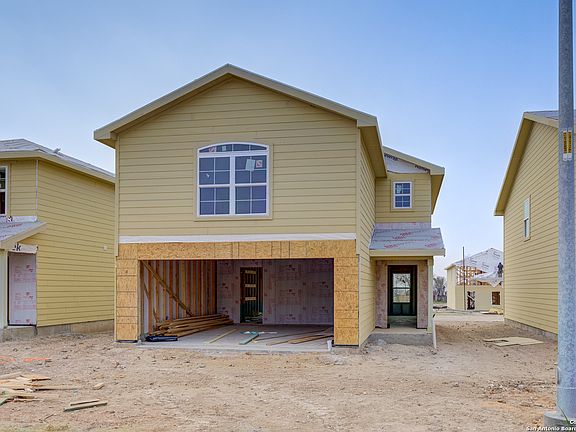 2nd image of 2226 Dry Moss Way