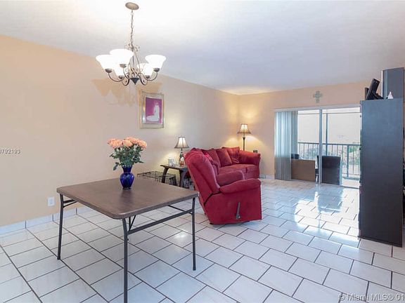 5th image of 13715 Kendale Lakes Cir #Ph-a15