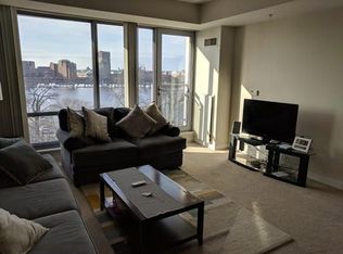 175 Blossom St #3, Boston, MA 02114
