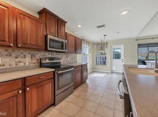 12038 Larson Ln, Parrish, FL 34219