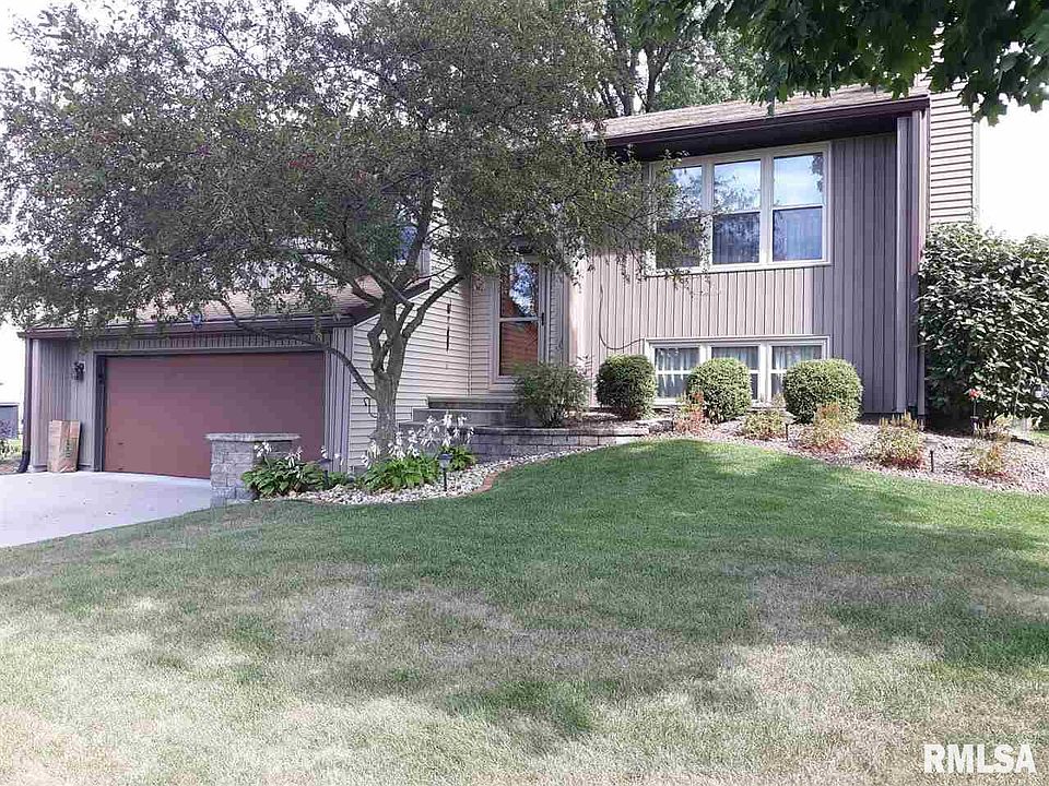 1st image of 1005 27th Avenue Ct
