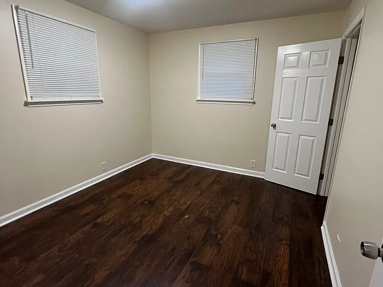 124 Fairfield Ave — Photo 7