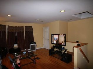 28 Milton Ave, Jersey City, NJ 07307
