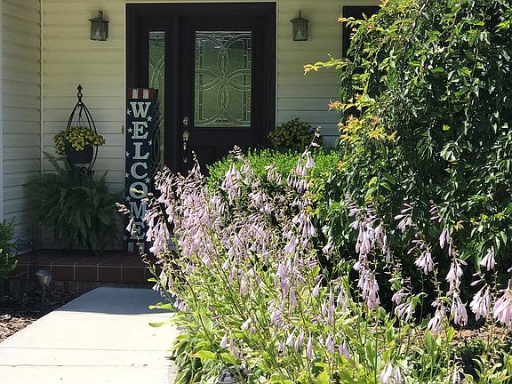 5th image of 19115 Sterling Dr