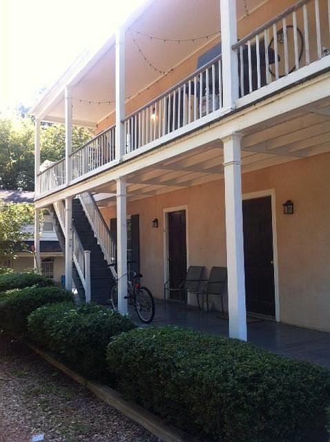 1st image of 107 1/2 Jarnigan St APT C
