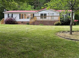 1017 Laura Lynn Dr, Jonesville, NC 28642