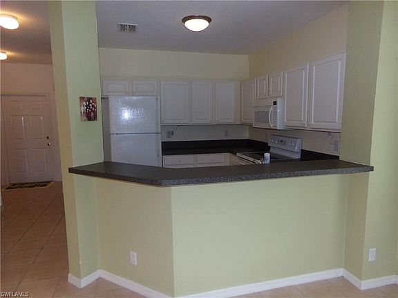 3rd image of 10084 Pacific Pines Ave #1