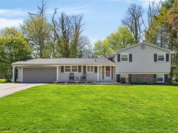 123 Selborne Chase, Fairport, NY 14450