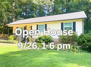 1221 Roundtree Ct, Cary, NC 27513