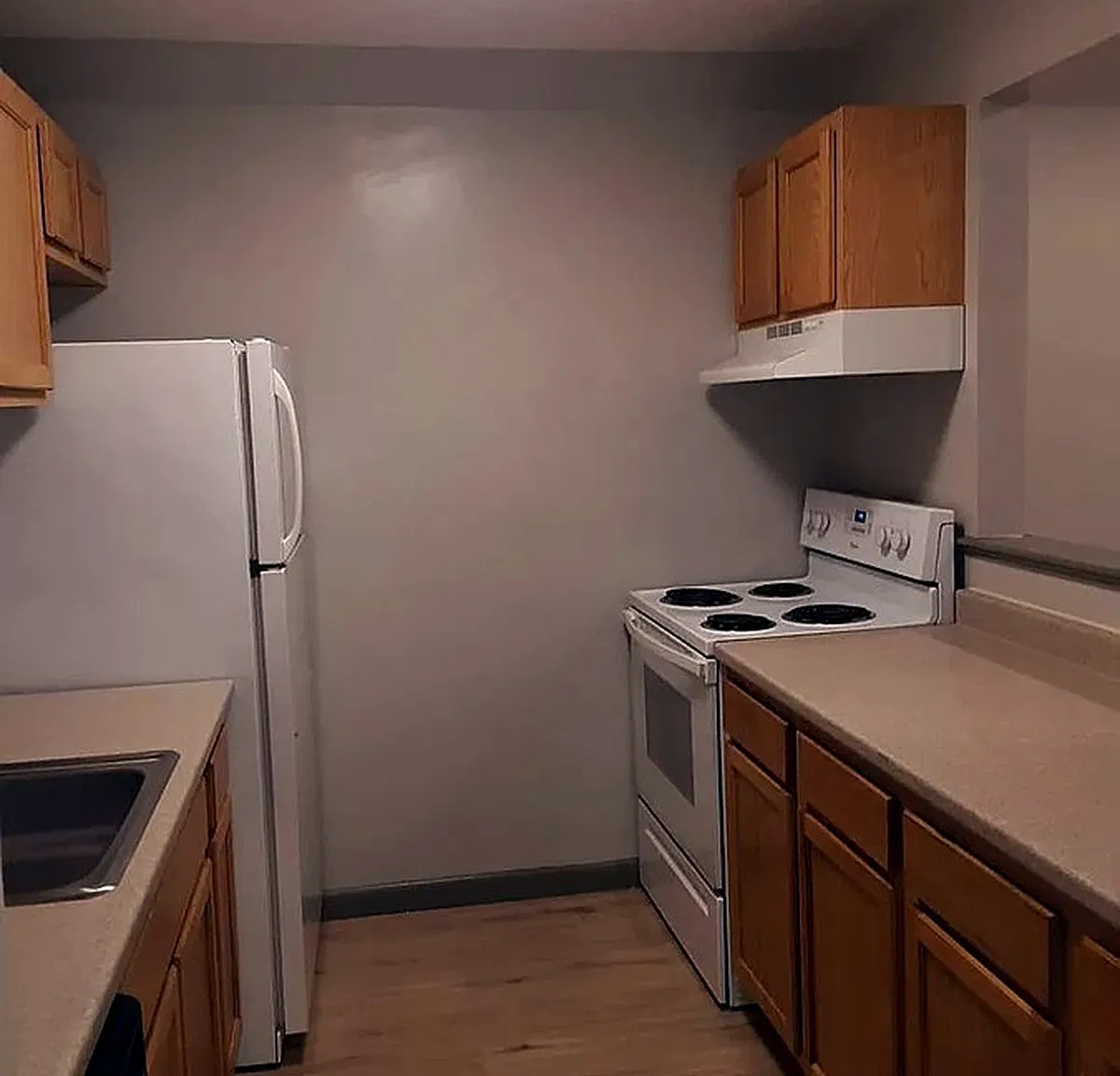2 bed, 850 sqft, $1,650 — Photo 1