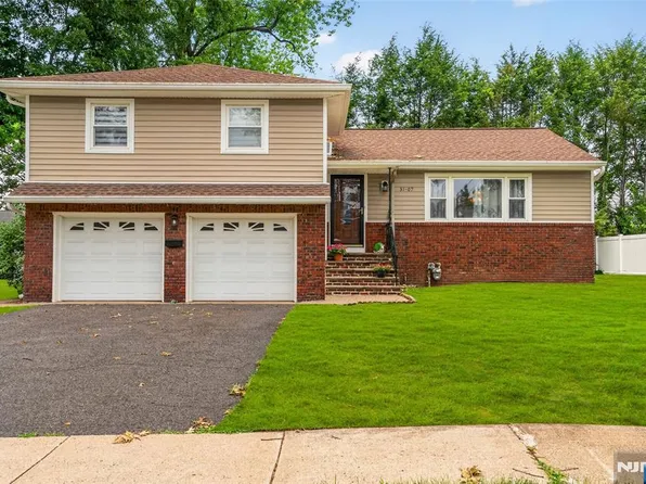 31-07 Garfield Pl, Fair Lawn, NJ 07410