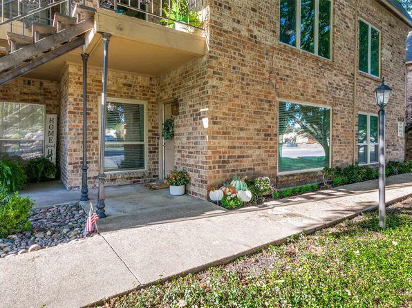 4413 Bellaire Dr S APT 104S, Fort Worth, TX 76109
