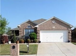 4821 Valley Springs Trl, Fort Worth, TX 76244