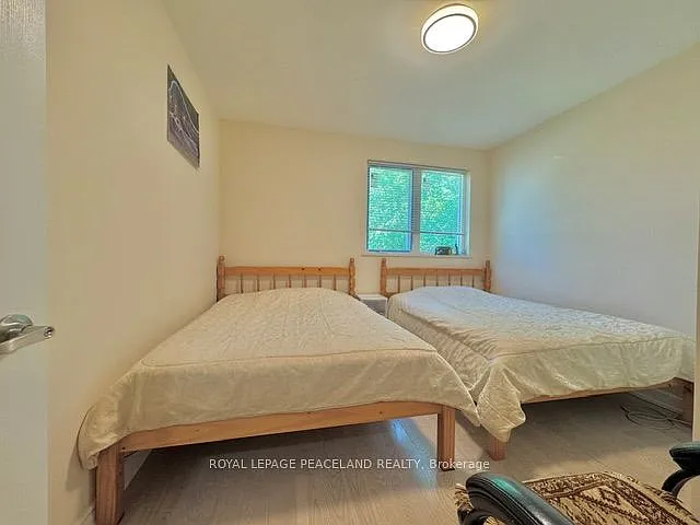 221 Browndale Cres — Photo 9