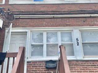 52 E 37th St, Chicago, IL 60653
