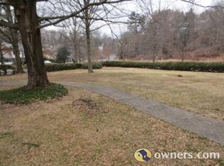 9709 Elrod Rd, Kensington, MD 20895