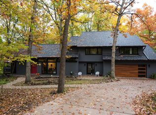 921 Forest Rd, Ann Arbor, MI 48105