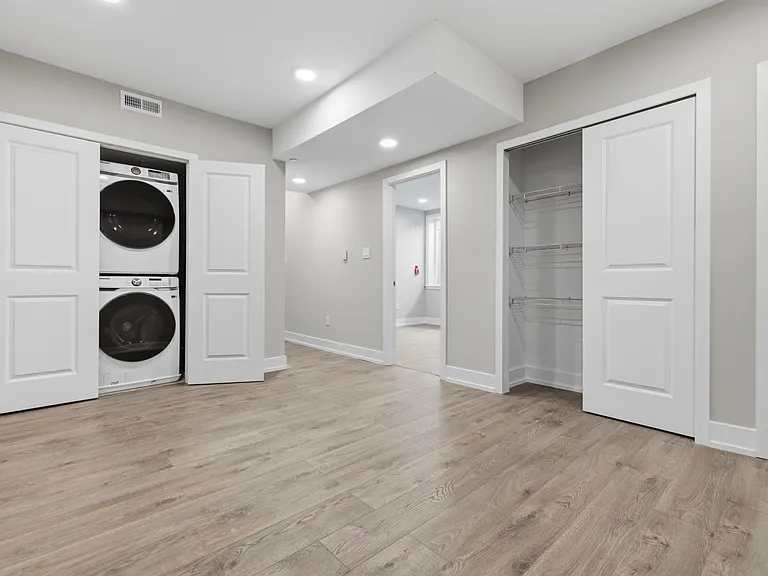 1111 S 24th St #103 — Photo 13