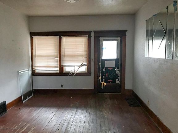 3rd image of 405 S Hayford Ave