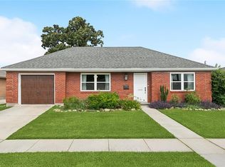1433 Poinsettia Dr, Metairie, LA 70005
