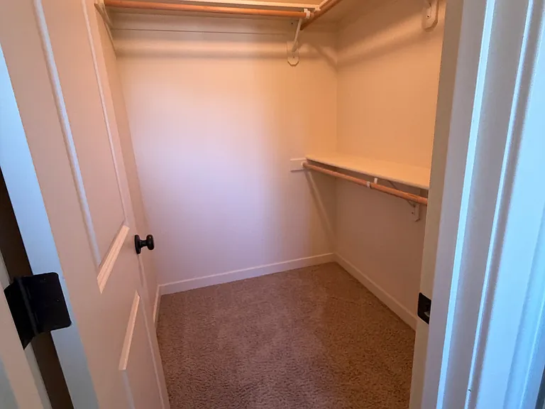 7940 NE Miriam Way — Photo 13