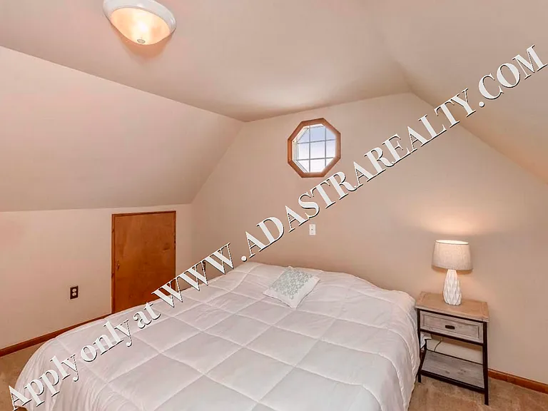 2715 Holmes St — Photo 18