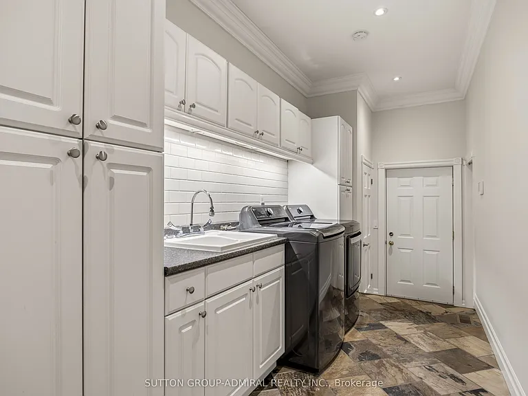 47 Johnson St — Photo 36