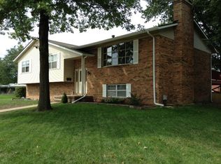 801 N Smiley St, O'Fallon, IL 62269