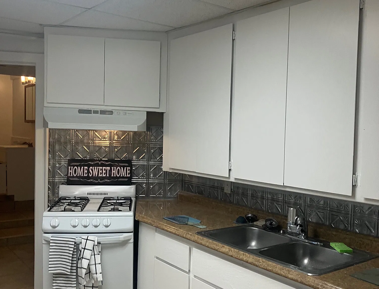 1 bed, 900 sqft, $1,795 — Photo 2
