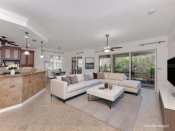 4th image of 122 BELLA VISTA TERRACE #8A