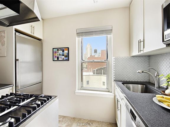 4th image of 435 E 77th St APT 9F