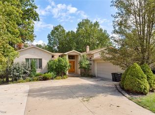 9445 Barr Rd, Brecksville, OH 44141