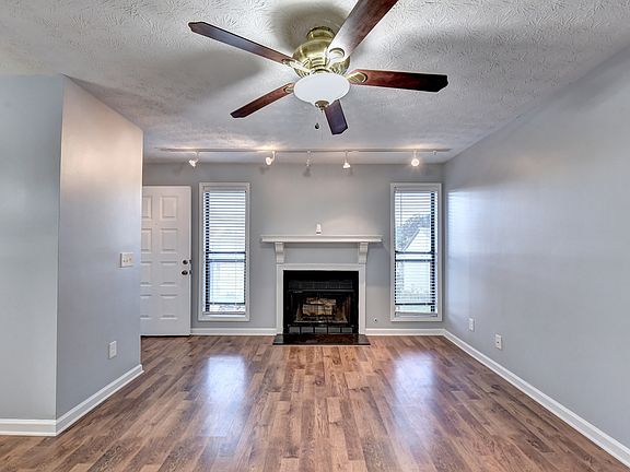 2nd image of 1428 Branch Dr #1428