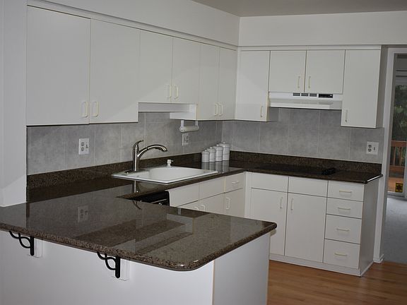 2nd image of 4163 Breckenridge Dr #1