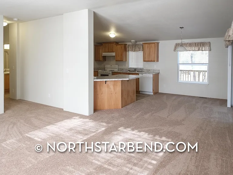 18970 Obsidian Rd — Photo 11