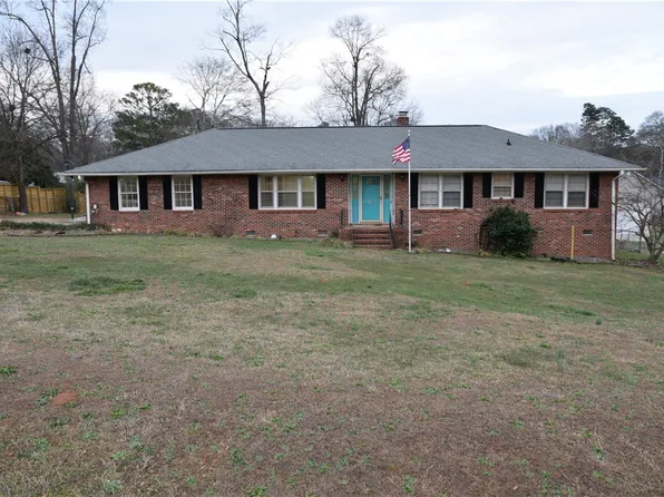 109 Pine Tree Ln, Anderson, SC 29625