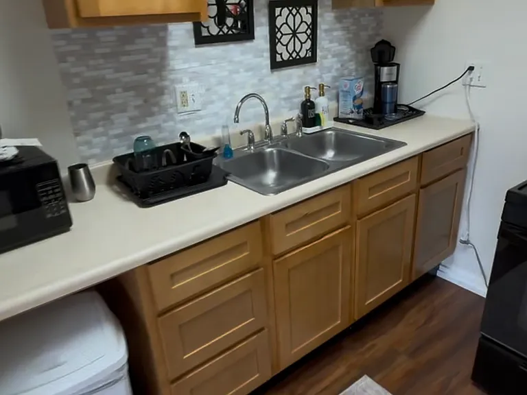 551 W Hawthorne St #3 — Photo 5