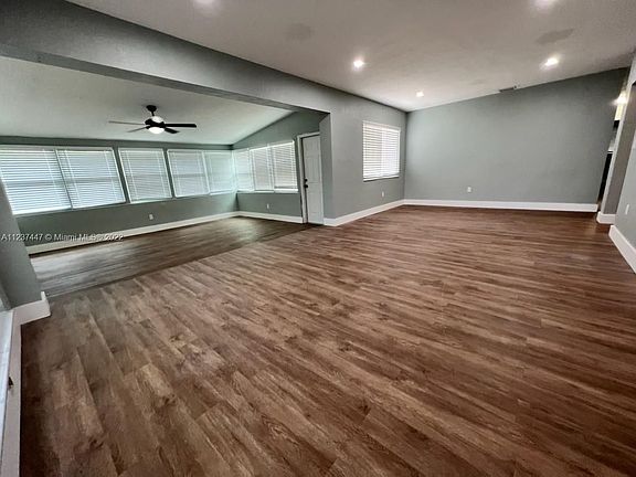 4th image of 1270 NE 152nd St #1270