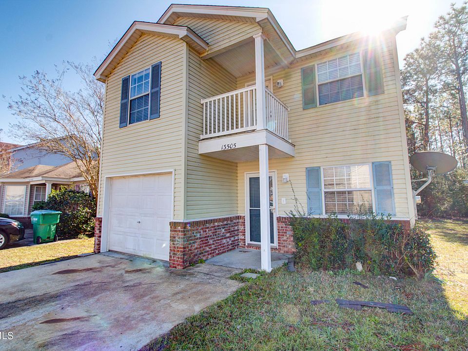 1st image of 13505 Warren Dr