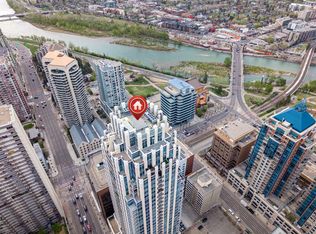 930 S 6th Ave SW #3402, Calgary, AB T2P 1J3