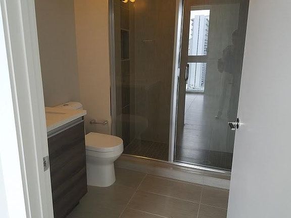 4th image of 1001 SW 2nd Ave #22