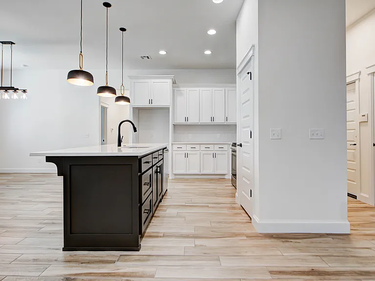 3027 Pescara Dr — Photo 13