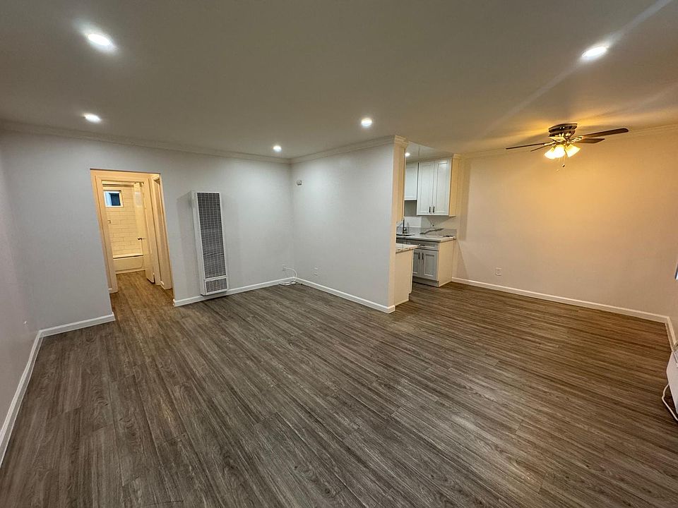 1st image of 730 N Mariposa Ave APT 11