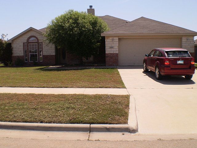 1st image of 2406 Jake Dr