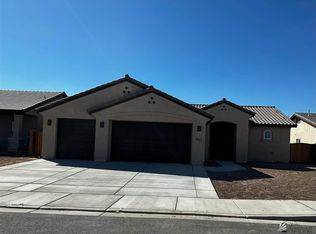 3922 S 34th Dr, Yuma, AZ 85365