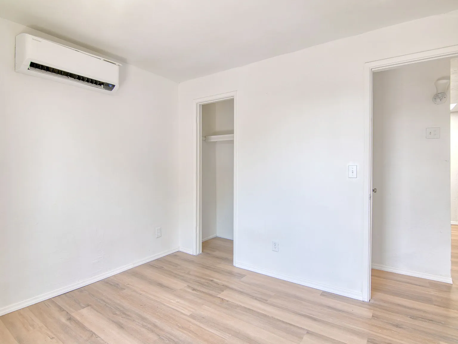 2 bed, 650 sqft, $950 — Photo 1