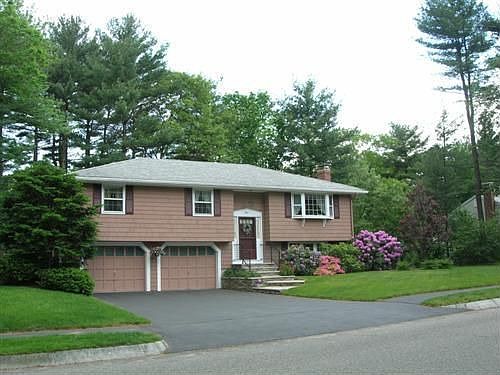 1st image of 4 Garrison Dr