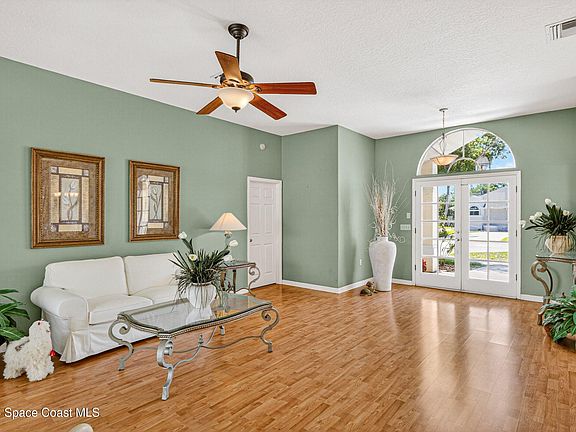 4th image of 1013 Spanish Wells Dr