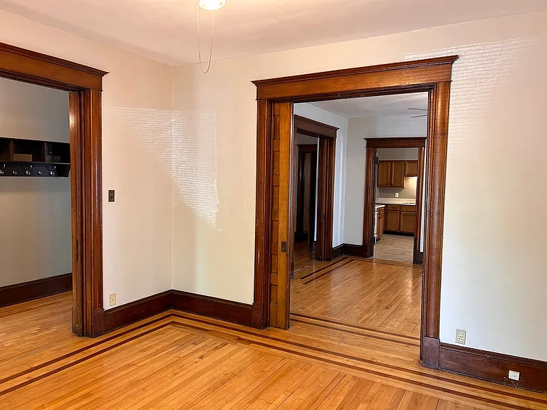 1127 Adams St NE #1 — Photo 22
